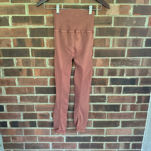 Free People Movement Good Karma High Rise Leggings rusty red Size XS/S NWOT - Picture 4 of 9